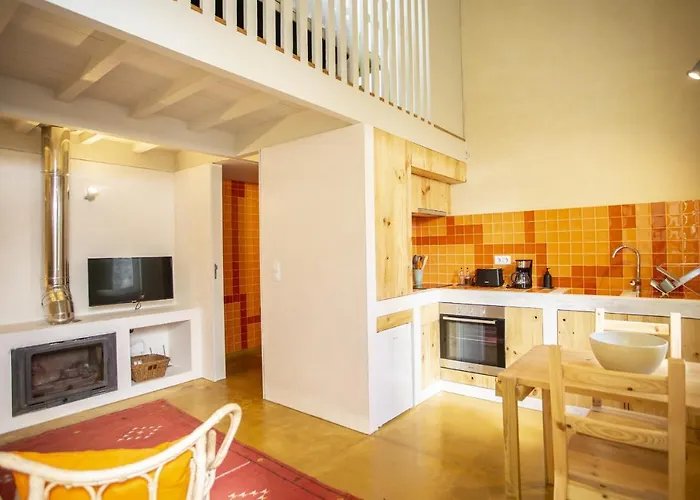 Luxury Studio With Amazing Terrace شقة *