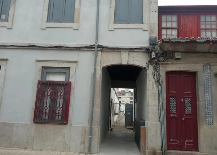 Luxury Studio With Amazing Terrace شقة *