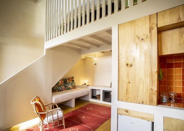 Luxury Studio With Amazing Terrace דירה *